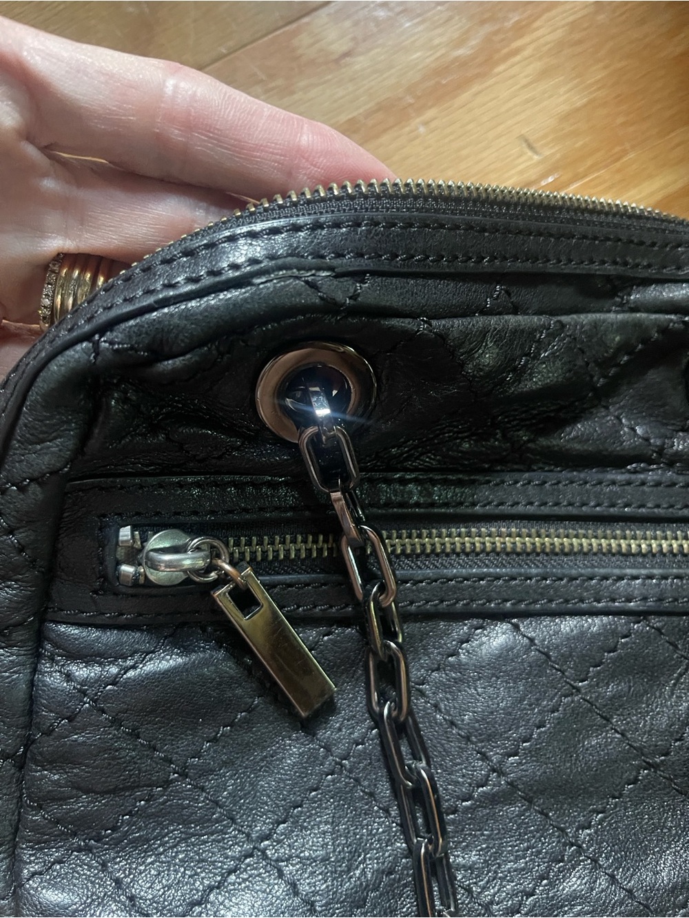 Tory Burch Quilted Leather Chain-Detail Shoulder Bag - Black - Picture 7 of 10